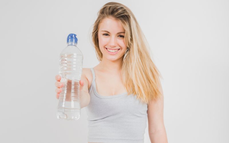 Model showing a water bottle-Body Water Percentage